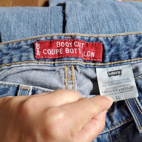 Levi's jeans, boot cut, woman's size 5L - Picture 4 of 5